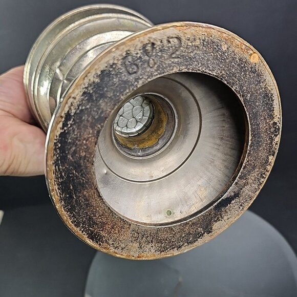 Vintage Oil Lamp Untested, No Chimney/Glass With Burner 682 - Picture 9 of 16